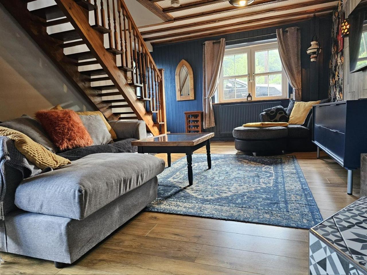 The Cottage Govilon Exterior photo